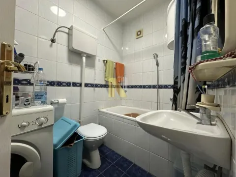 Sale, four bedroom apartment, 80m², Grbavica, Novi Sad Sve Podlokacije - image 12