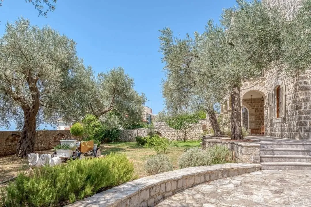 Sale, house, 500m², Reževići, Budva