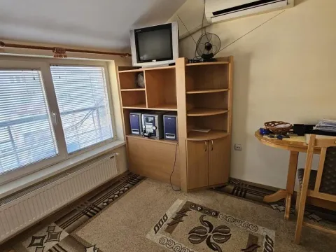 Prodaja, garsonjera, 24m², Centar, Kragujevac - image 2