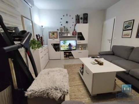 Prodaja, dvosoban stan, 53m², Strelište, Jagodina - image 3