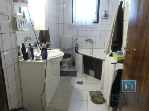 Prodaja, kuća, 380m², Pivara, Jagodina - image 62