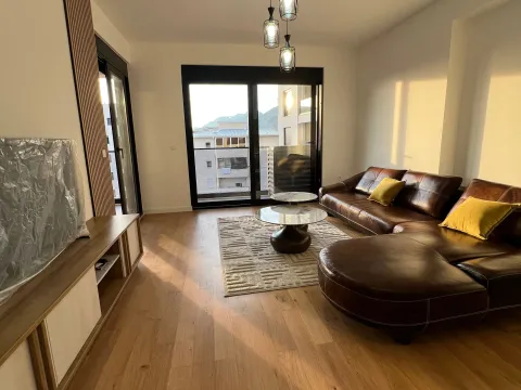 Prodaja, jednosoban stan, 70m², Centar, Bar - image 3