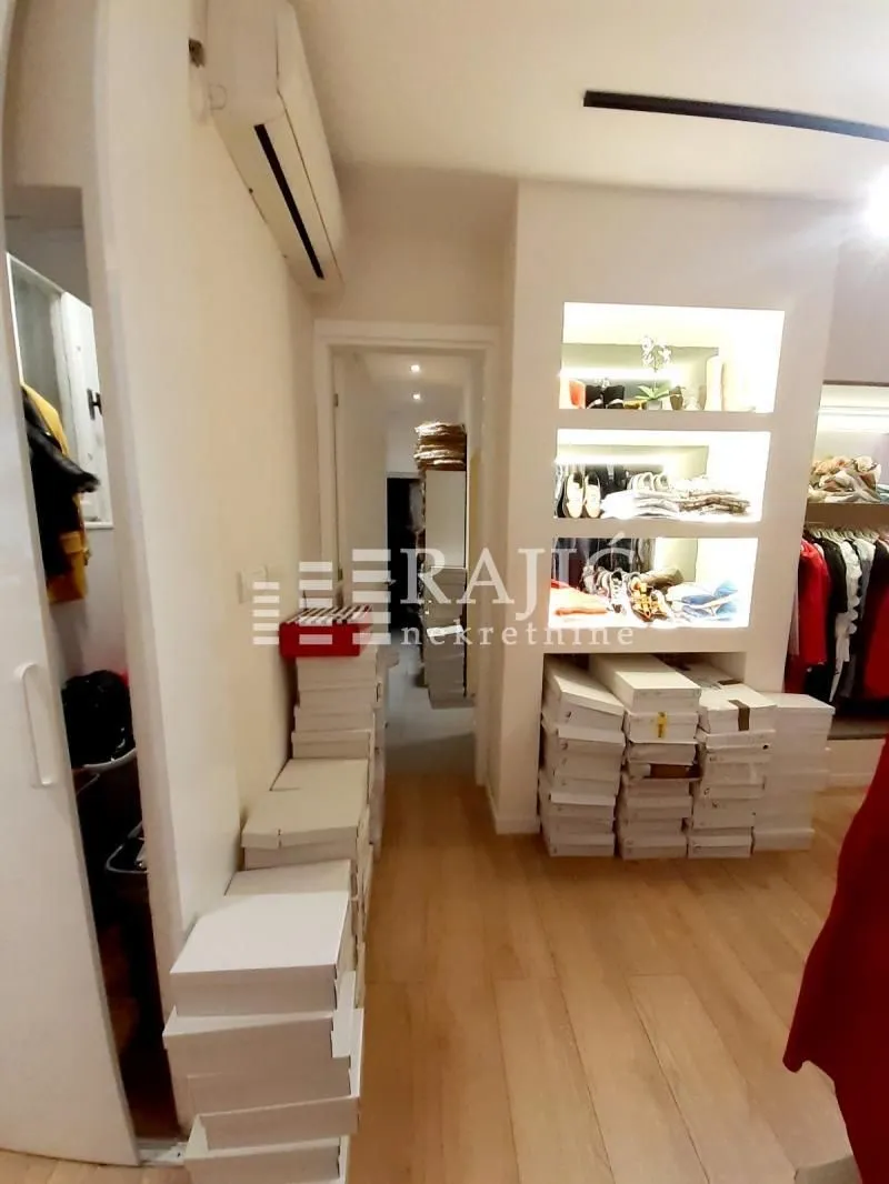 Rent, office space, 93m², Stari Grad, Beograd