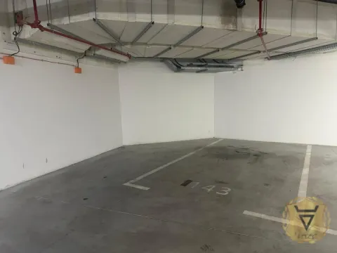 Izdavanje, trosoban stan, 84m², Savski Venac, Beograd - image 11