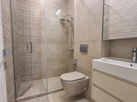 Prodaja, dvosoban stan, 80m², Dobrota, Kotor - image 7