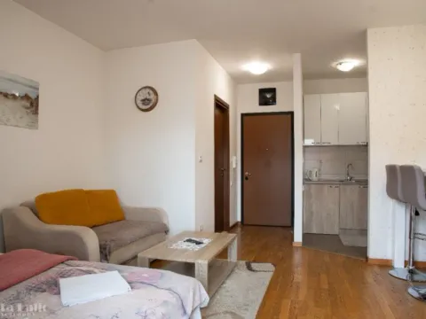 Prodaja, garsonjera, 33m², City Kvart, Podgorica - image 7