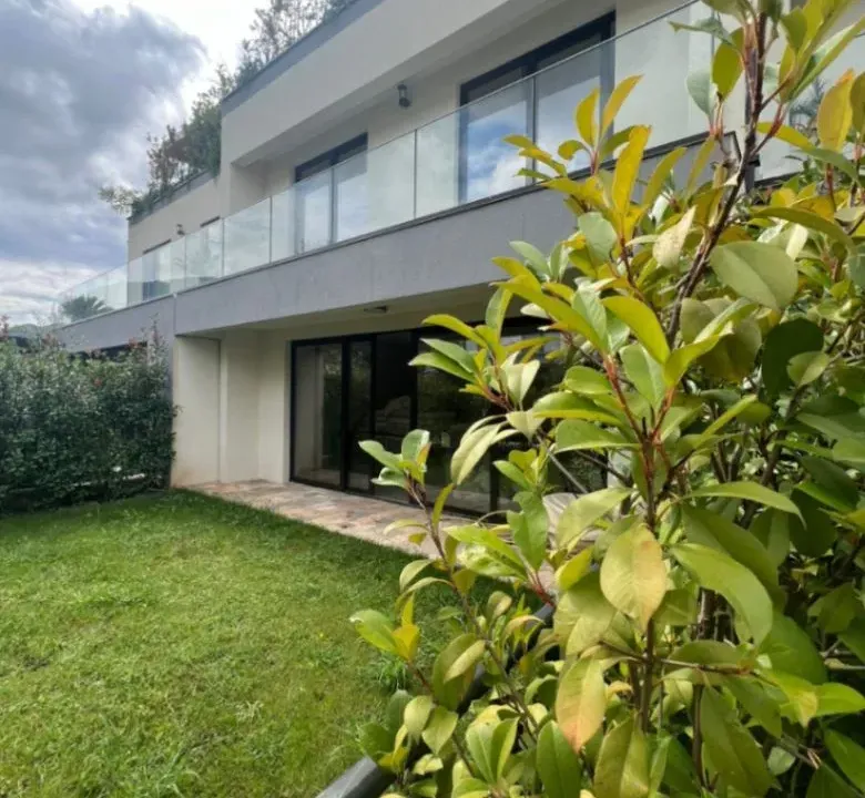 Prodaja, kuća, 167m², Budva, Crna Gora