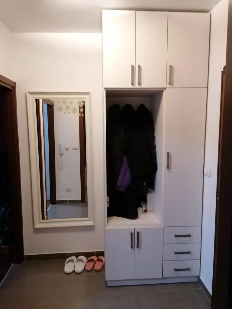 Izdavanje, jednosoban stan, 51m², City Kvart, Podgorica