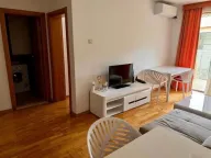 Prodaja, jednosoban stan, 47m², Pržno, Budva - image 4