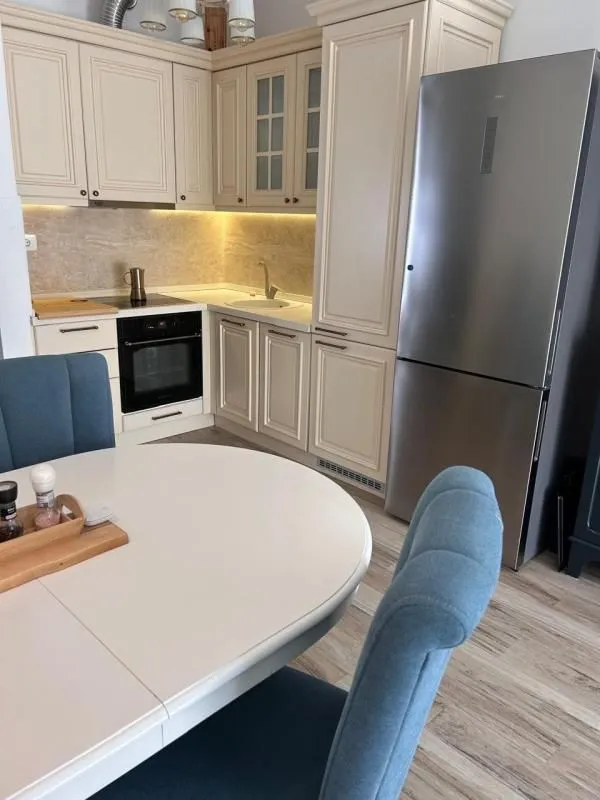 Prodaja, dvosoban stan, 83m², Dobra Voda, Budva