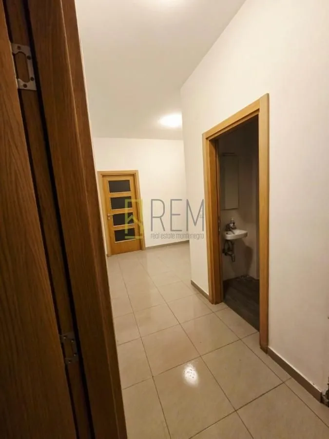 Sale, two bedroom apartment, 72m², Stari Aerodrom, Podgorica