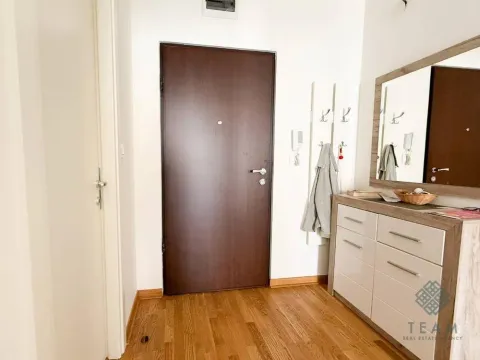 Izdavanje, jednosoban stan, 43m², City Kej, Podgorica - image 8