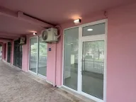 Izdavanje, poslovni prostor, 57m², Krivi Most, Podgorica - image 9