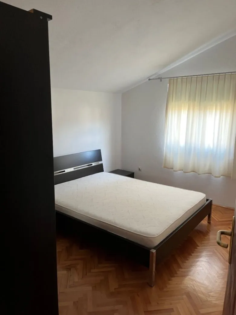 Sale, house, 160m², Murtovina, Podgorica