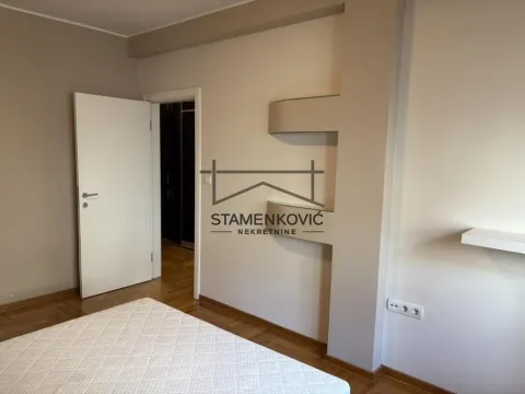 Izdavanje, dvosoban stan, 49m², Centar, Novi Sad - image 5