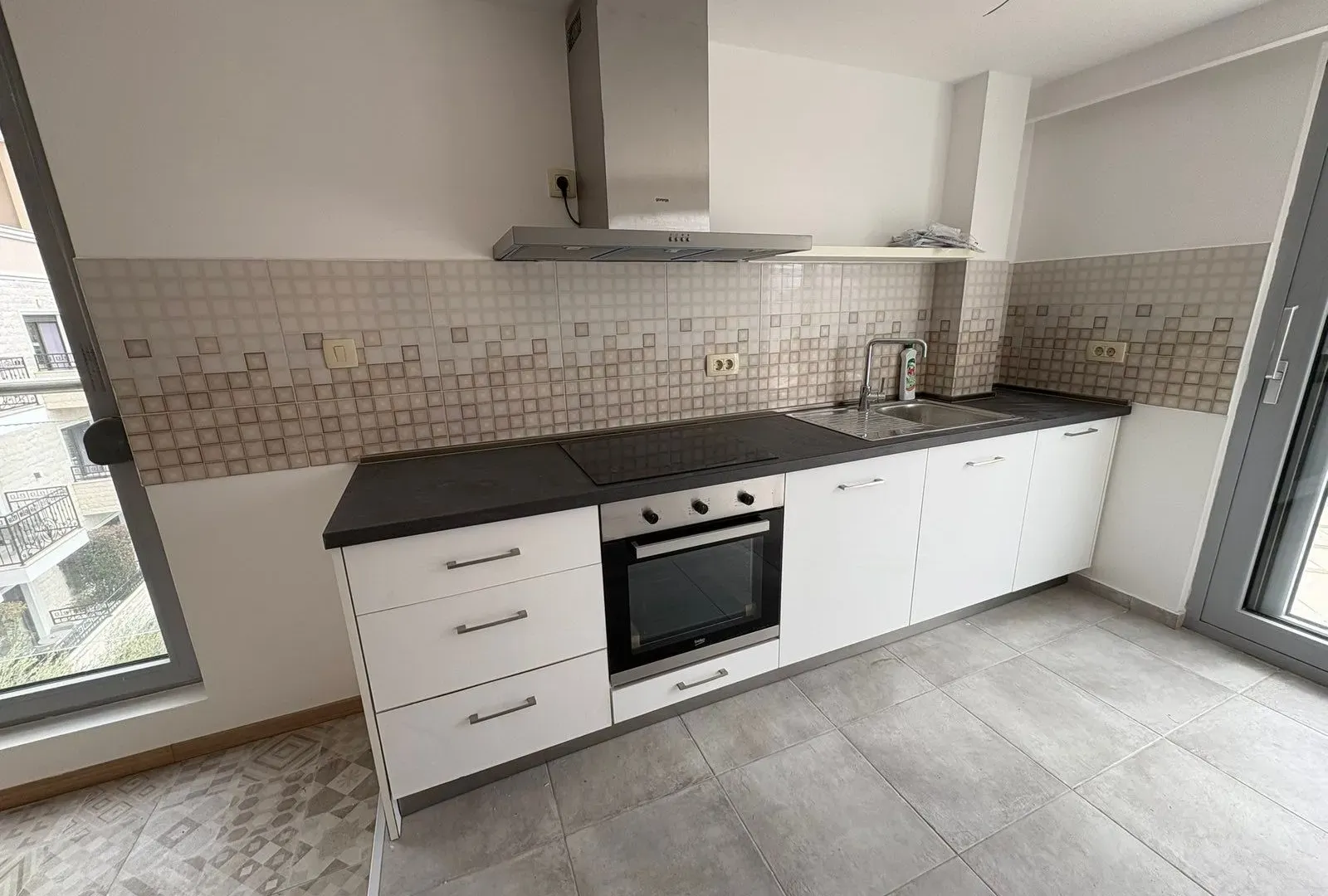 Sale, three bedroom apartment, 171m², Petrovac, Budva