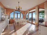 Rent, house, 200m², Zagora, Kotor - image 13