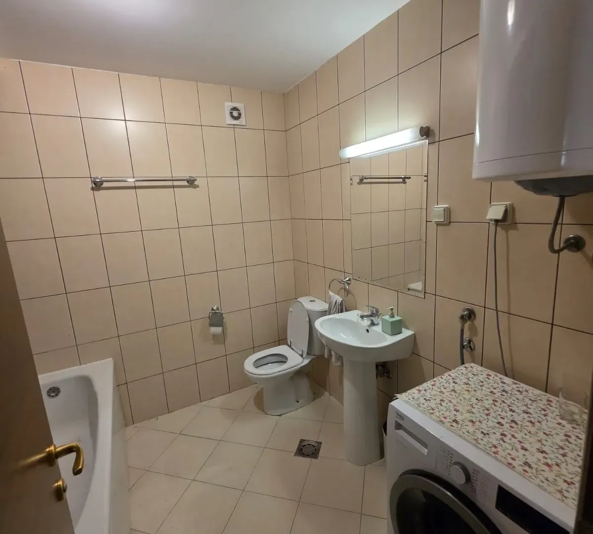 Rent, two bedroom apartment, 75m², City Kvart, Podgorica