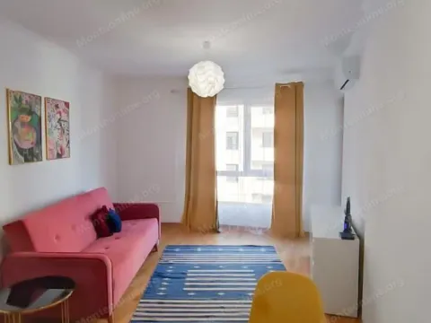 Sale, one bedroom apartment, 43m², Bečići, Budva - image 1
