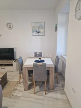 Izdavanje, stan, 53m², Kotor, Crna Gora - image 4