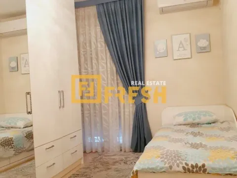 Izdavanje, trosoban stan, 100m², City Kvart, Podgorica - image 12