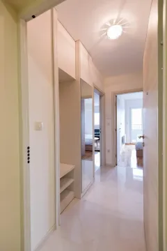 Izdavanje, dvosoban stan, 45m², Zagorič, Podgorica - image 20
