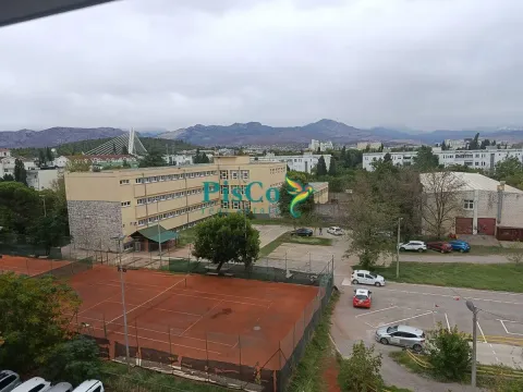 Izdavanje, dvosoban stan, 100m², Preko Morače, Podgorica - image 12