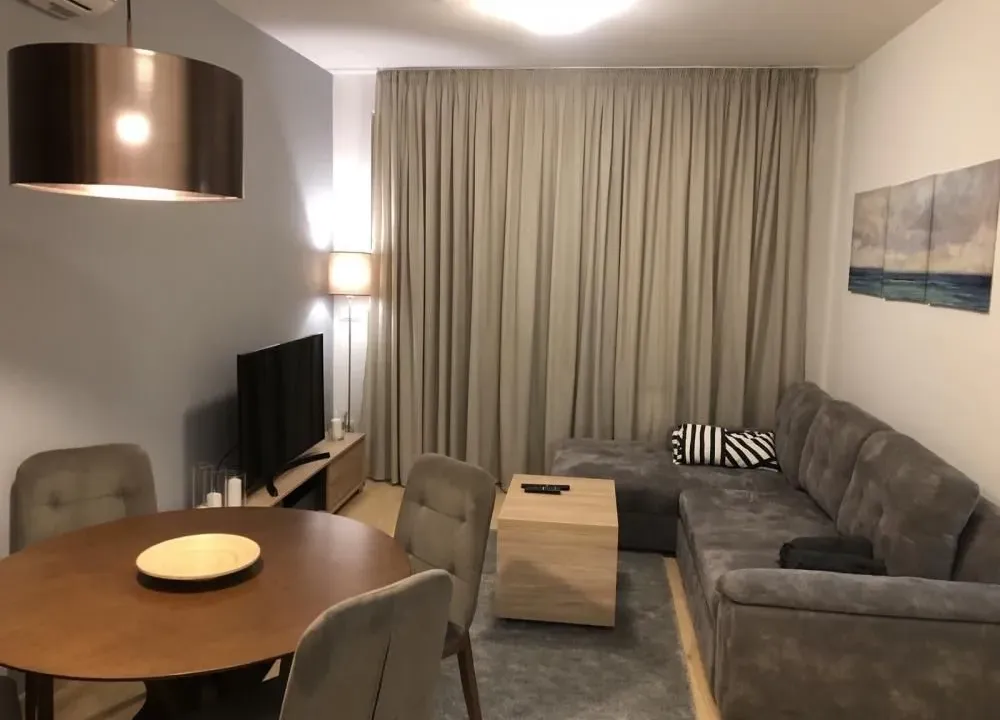 Rent, three bedroom apartment, 68m², Crveni Krst, Beograd