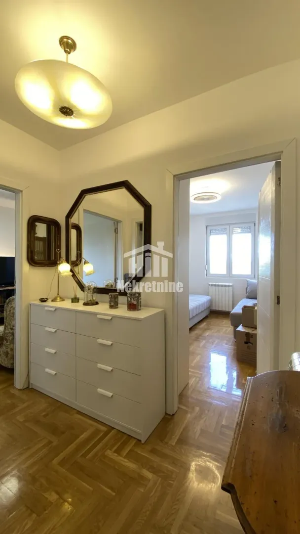 Sale, one bedroom apartment, 36m², Zemun Cara Dušana, Zemun Sve Podlokacije