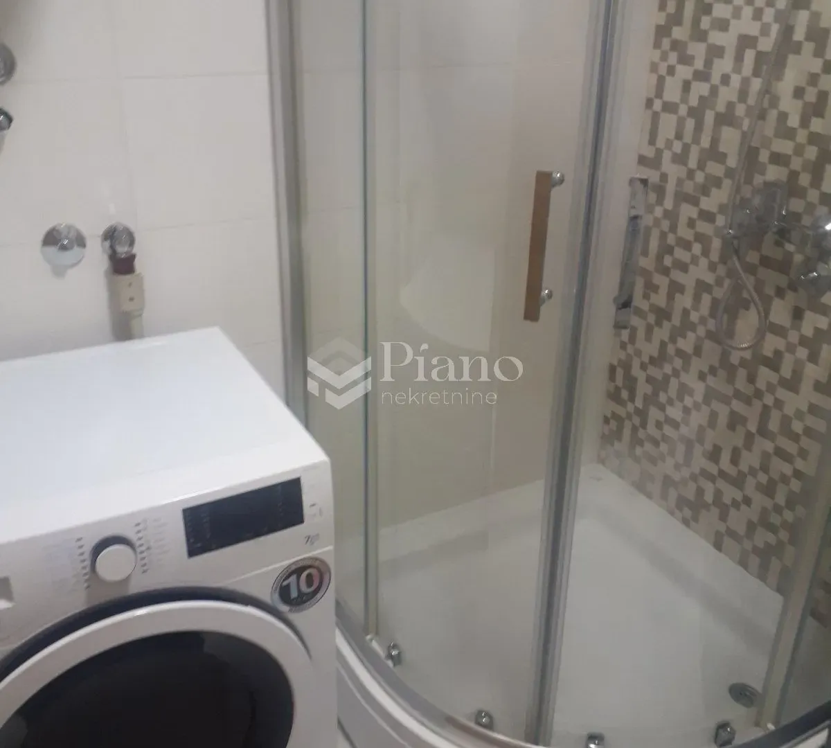 Rent, one bedroom apartment, 42m², City Kvart, Podgorica