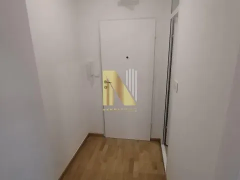 Prodaja, garsonjera, 22m², Novo naselje, Novi Sad - image 7