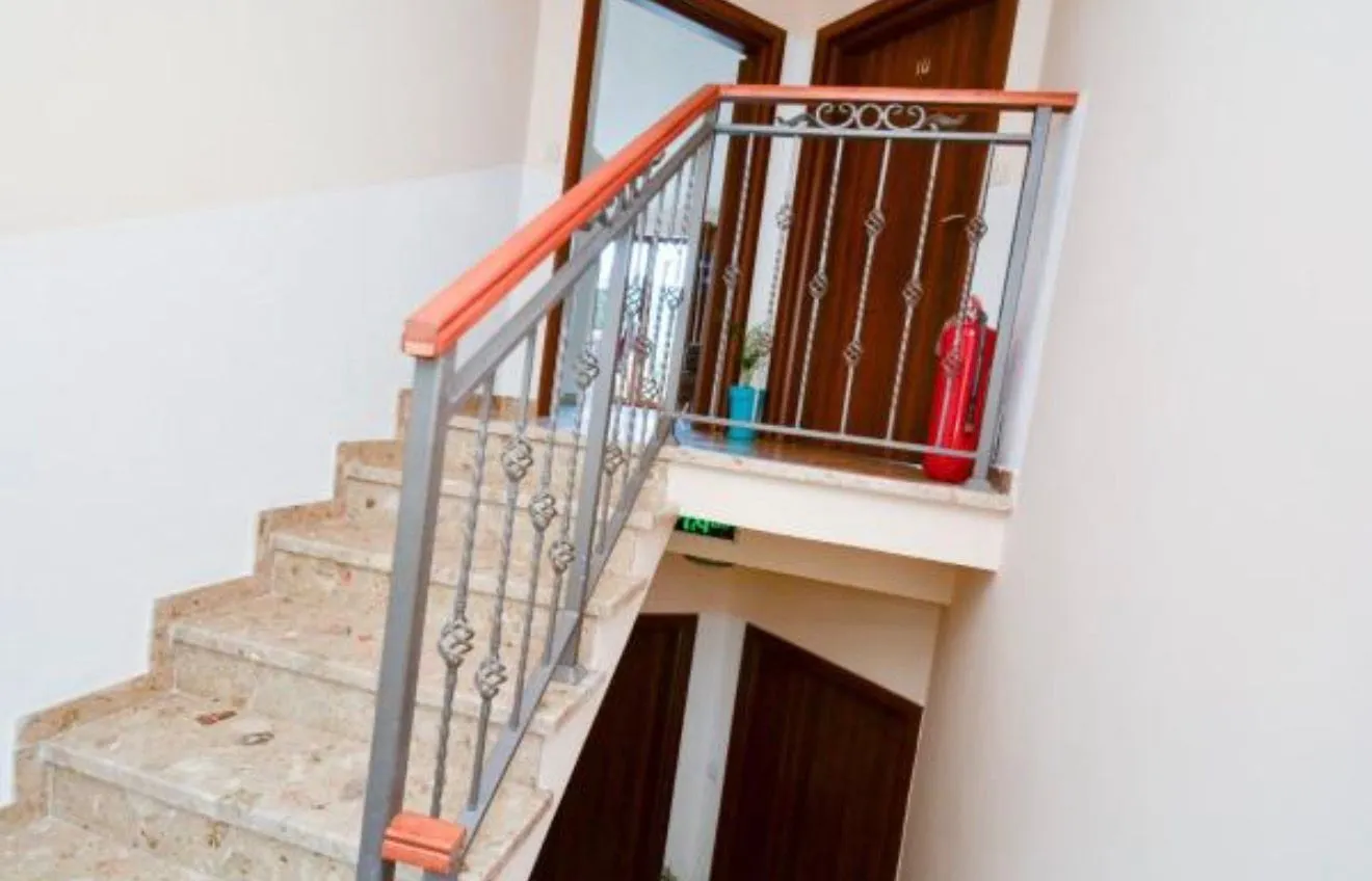 Rent, hospitality venue, 250m², Dobrota, Kotor