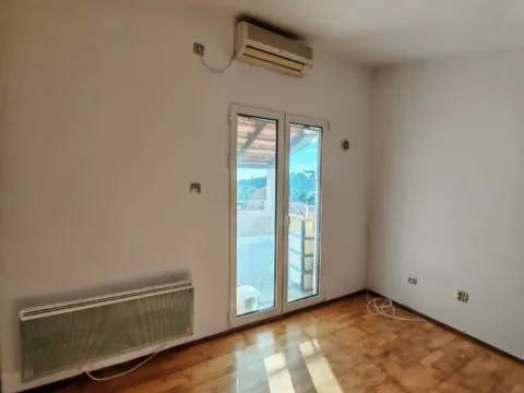 Sale, one bedroom apartment, 41m², Petrovac, Budva - image 7