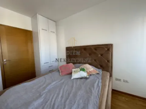 Izdavanje, dvosoban stan, 63m², City Kvart, Podgorica - image 9