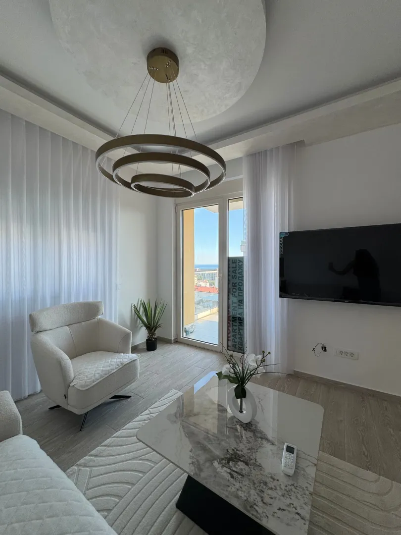 Sale, two bedroom apartment, 74m², Bečići, Budva