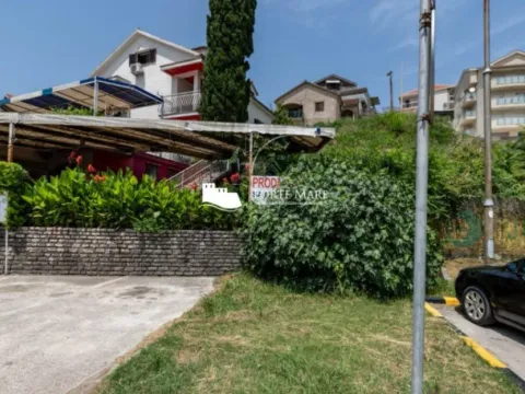 Prodaja, kuća, 250m², Igalo, Herceg Novi
