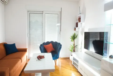 Sale, one bedroom apartment, 67m², Babilonija, Budva - image 1