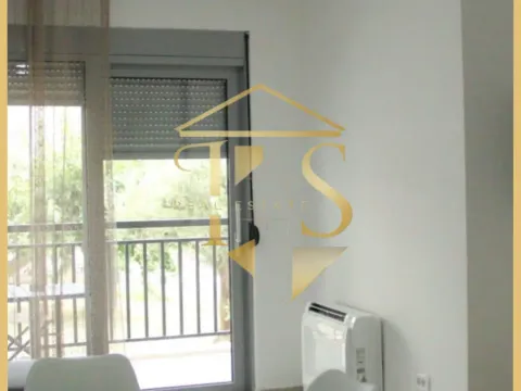 Izdavanje, jednosoban stan, 42m², Centar, Tivat - image 3