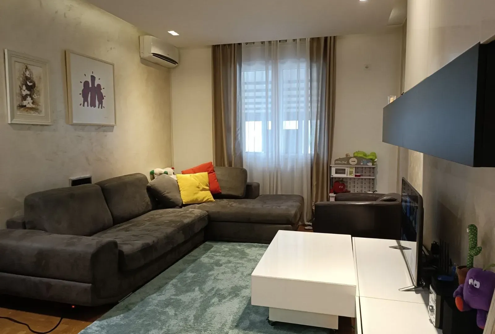 Prodaja, jednosoban stan, 76m², Pobrežje, Podgorica