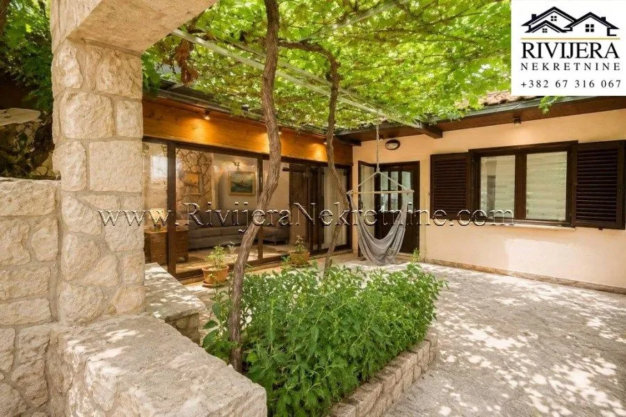 Prodaja, dvosoban stan, 109m², Savina, Herceg Novi