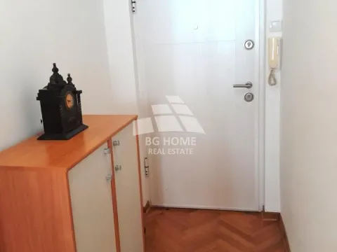 Rent, two bedroom apartment, 60m², Kalenić Pijaca, Vračar Sve Podlokacije - image 11