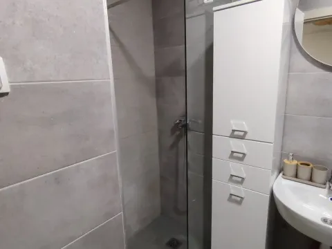 Izdavanje, garsonjera, 17m², Zabjelo, Podgorica - image 2