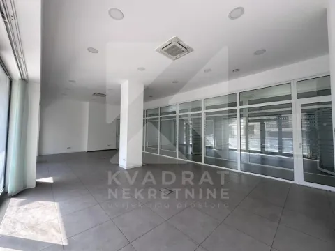 Izdavanje, poslovni prostor, 362m², Ljubović, Podgorica - image 4