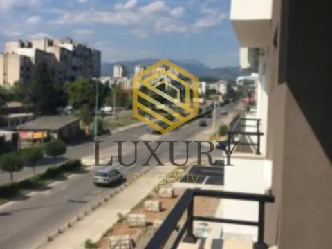 Izdavanje, jednosoban stan, 50m², Tuški Put, Podgorica - image 8