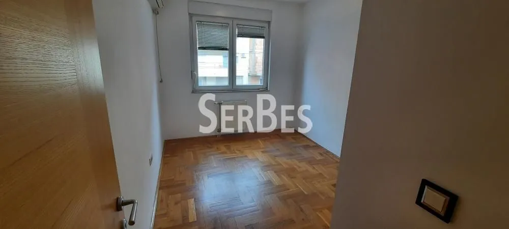 Rent, office space, 146m², Salajka, Novi Sad Sve Podlokacije