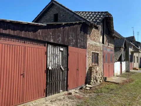 Prodaja, kuća, 94m², Deč, Pećinci - image 18