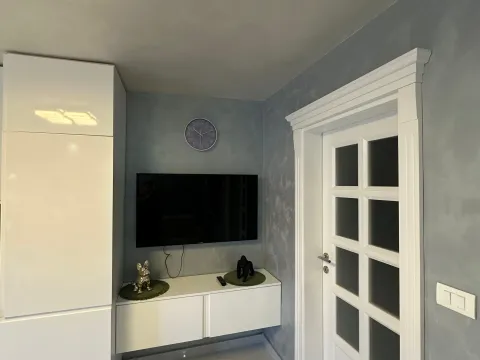 Izdavanje, jednosoban stan, 60m², Centar, Tivat - image 16