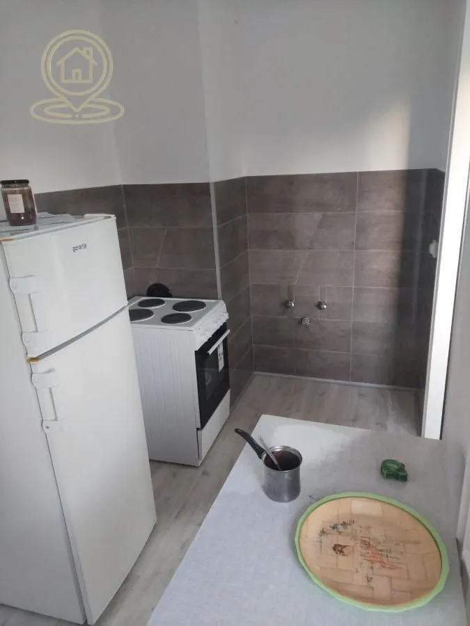 Izdavanje, trosoban stan, 78m², Liman 3, Novi Sad Sve Podlokacije
