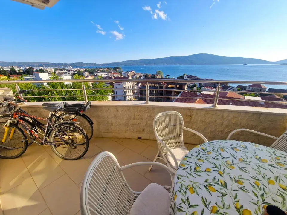 Sale, one bedroom apartment, 54m², Tivat, Crna Gora