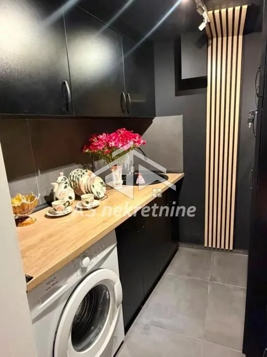 Rent, two bedroom apartment, 42m², Stari Grad, Beograd